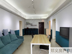 郑州郑东新区CBD全套居家家具！CBD新出豪华装修两室户热租 近学校 急租急租出租房源真实图片