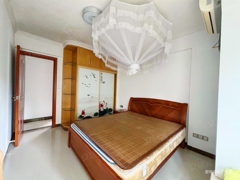 业主急售园洲花园精装41房南北通透