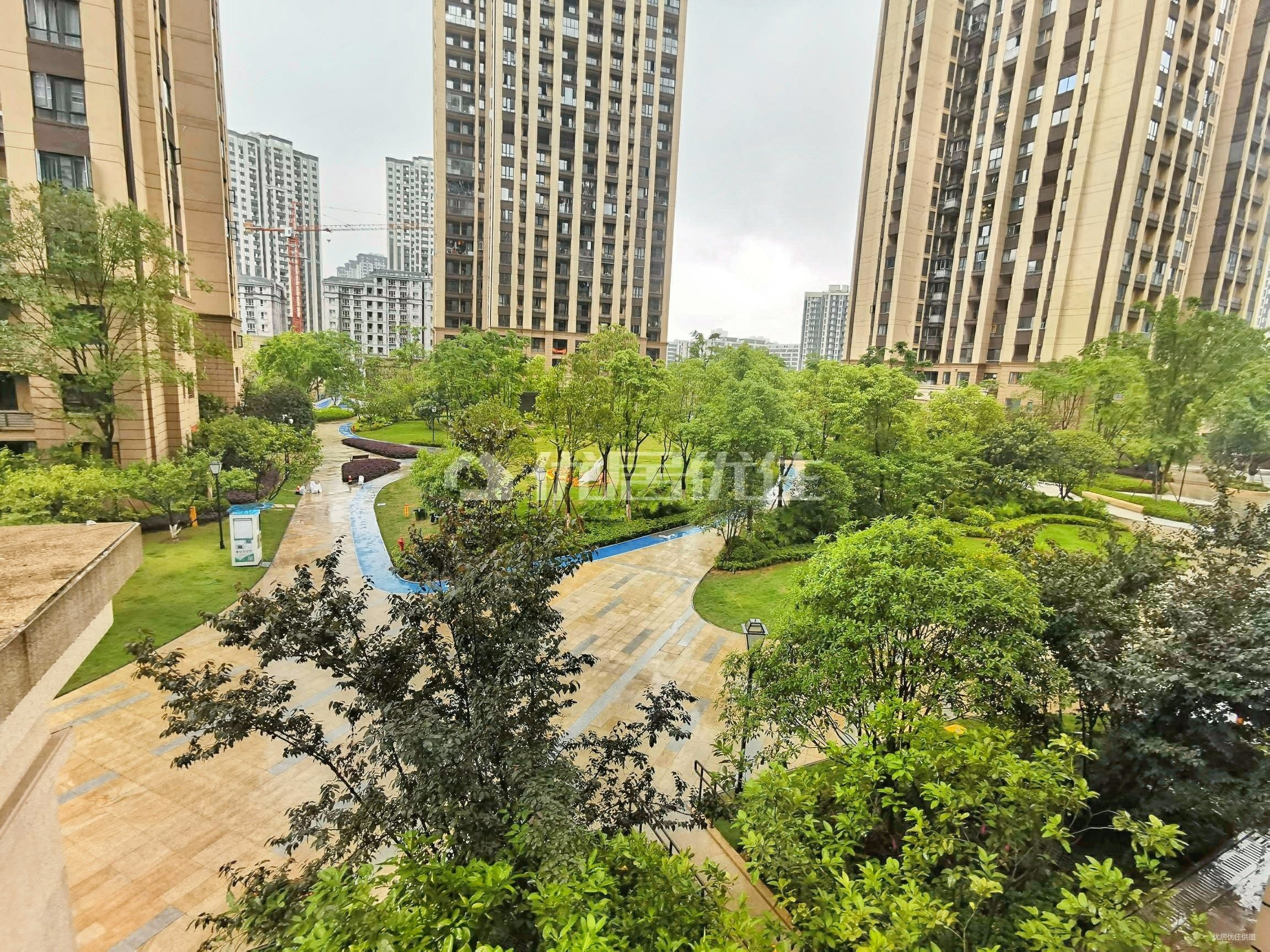 联发龙洲一号清水3房 海洋公园旁 交通便利,联发龙洲湾1号c区二手房