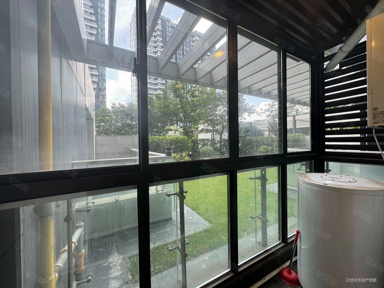 皇都花园三期,户型正气开发商精装修买一層送一層,税费各付