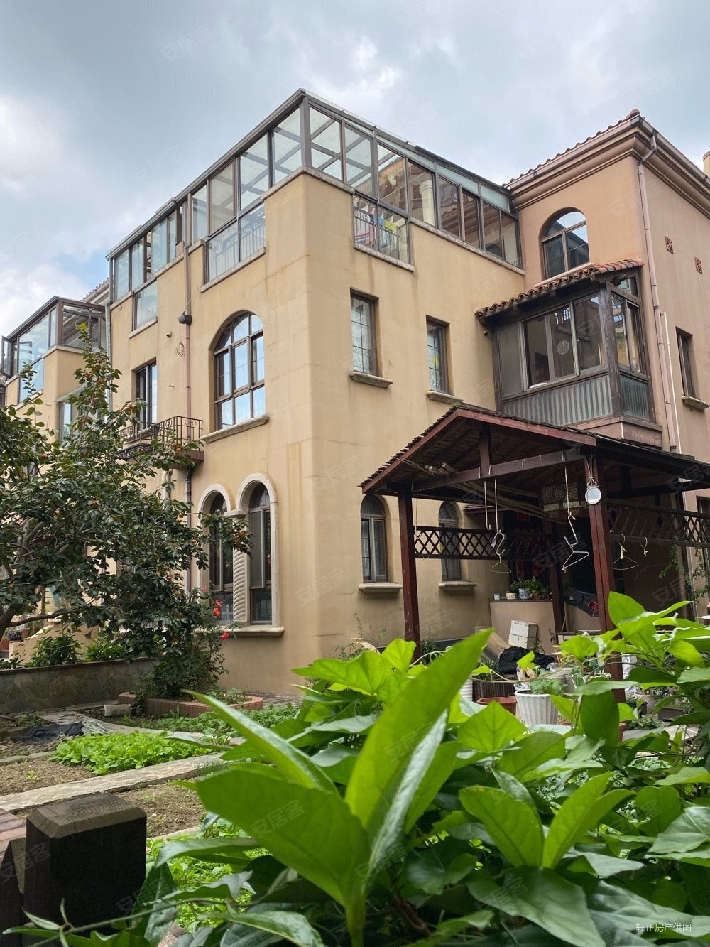 清风华院(别墅)二手房,1300万,5室2厅,3卫,309平米-昆山安居客