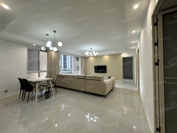 凉山西昌长宁小区正黄金色学府西部怀远附近，精装套三，家具家电齐全，领包入住出租房源真实图片