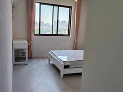无为城区无为城市广场城南观澜园小区四室两卫精装家电齐全拎包入住出租房源真实图片