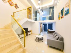 东莞莞城罗沙东城万达广场 现代轻奢风2房 保养干净 拎包入住翠珑湾出租房源真实图片