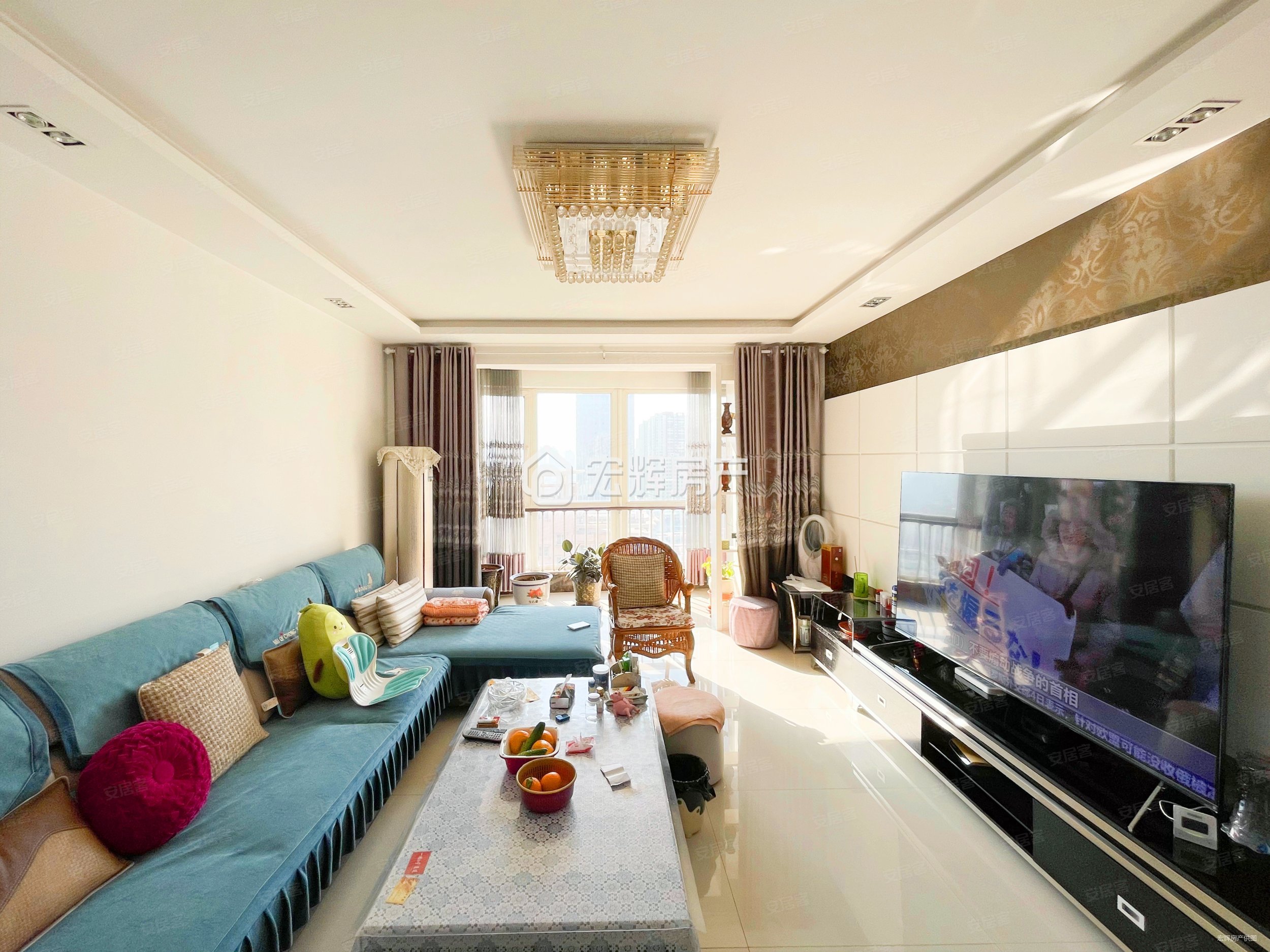 鸿运润园3室2厅2卫145.38㎡南北189万