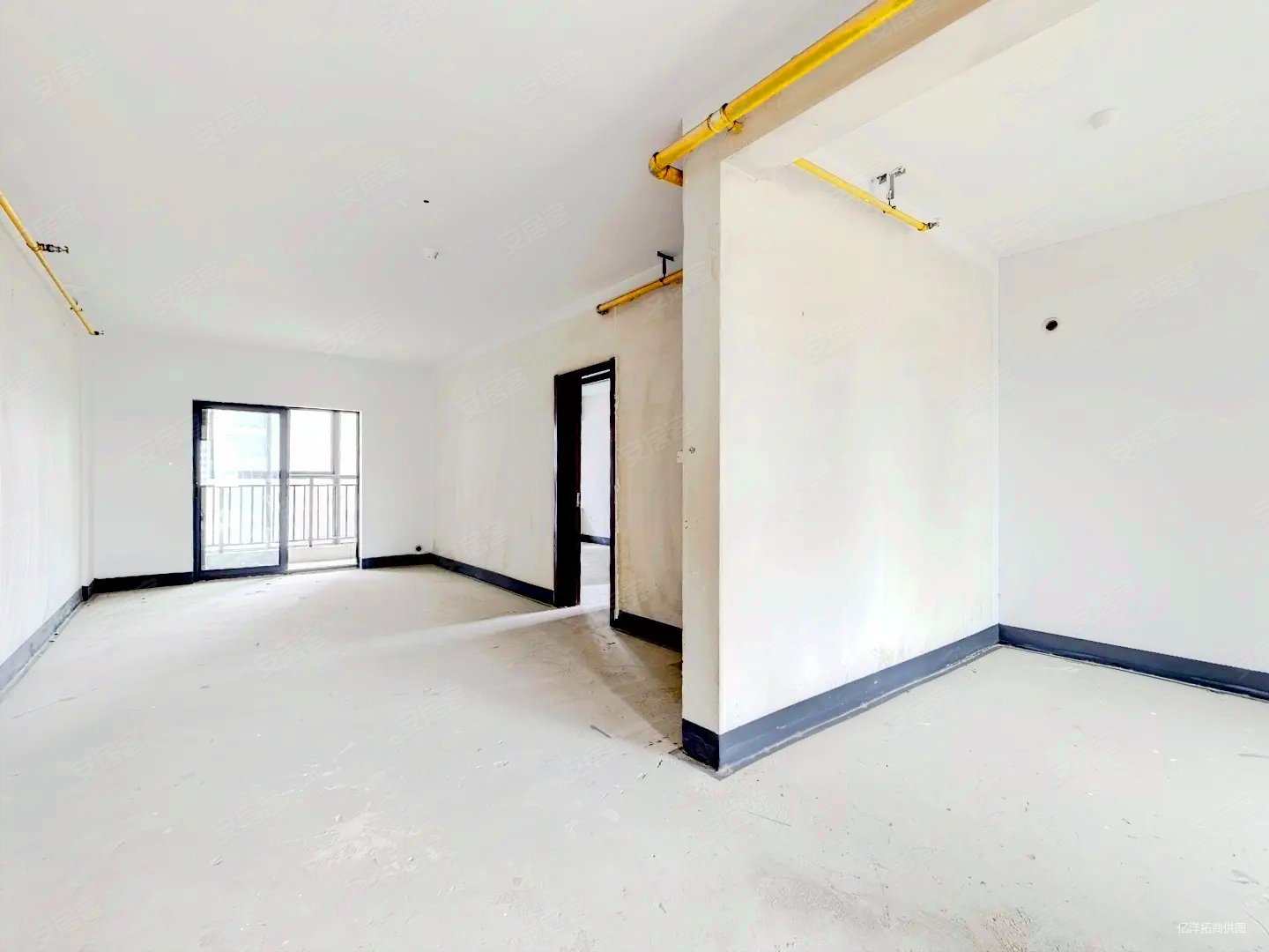 招商一江璟城(北区)4室2厅2卫134.96㎡南北160万