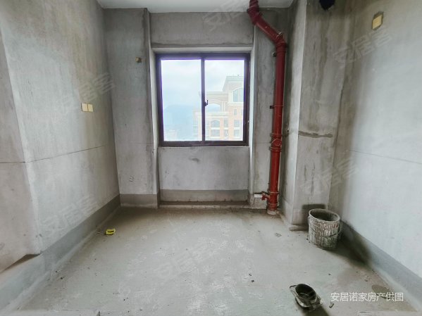 名城中心泊悦府