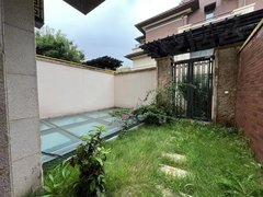 昆明官渡新螺蛳湾使用700平 精装别墅 靠滇池国际会展中心 适合接待办工出租房源真实图片