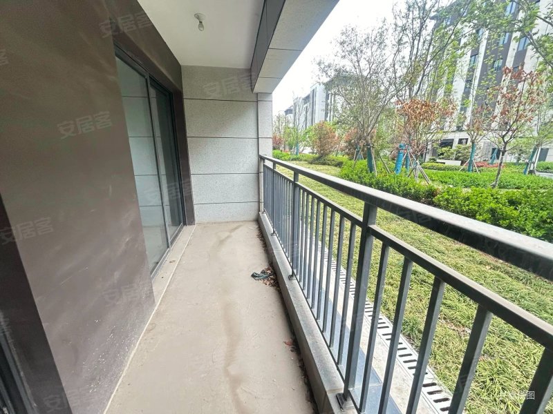 好房急售 位置边户 带花园 彩光充足 配齐成熟 交通便利,梧桐公馆二手