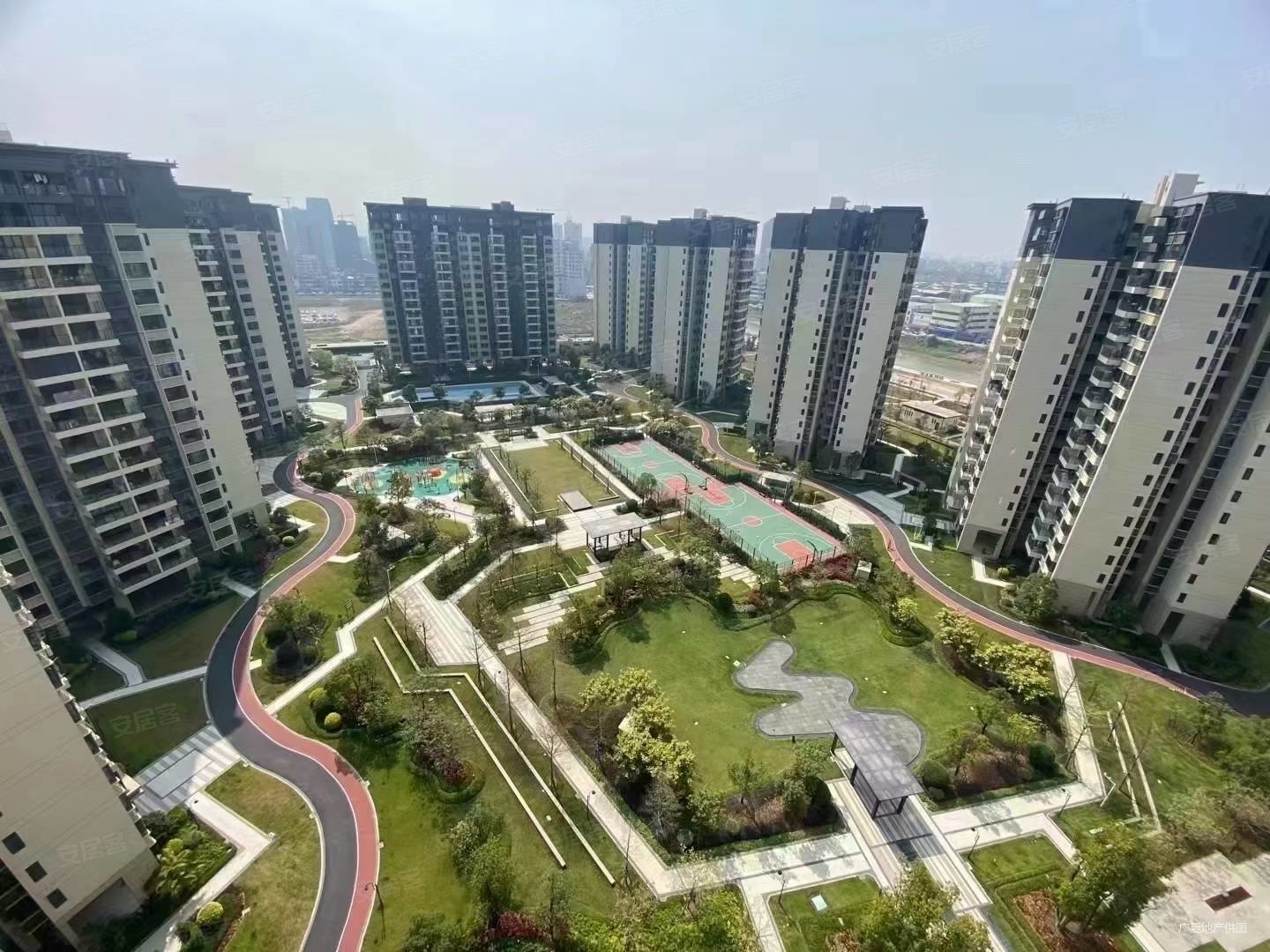 急215个碧桂园玖珑湾高端小区三房看园景