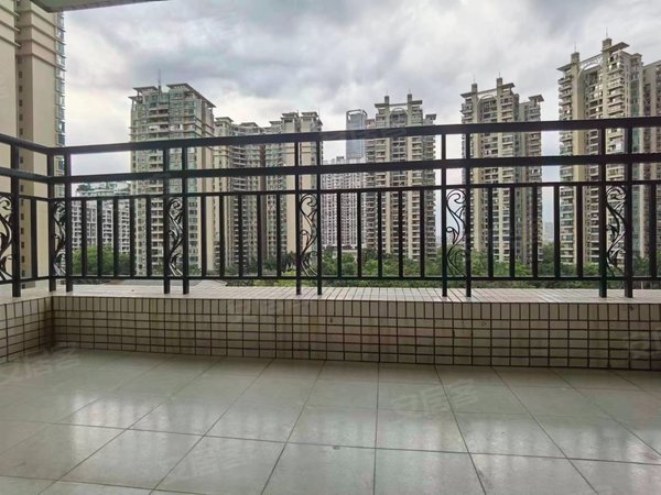 广州天河珠江新城东南国花园南国花园安静住家精装四房 户型方正 南北