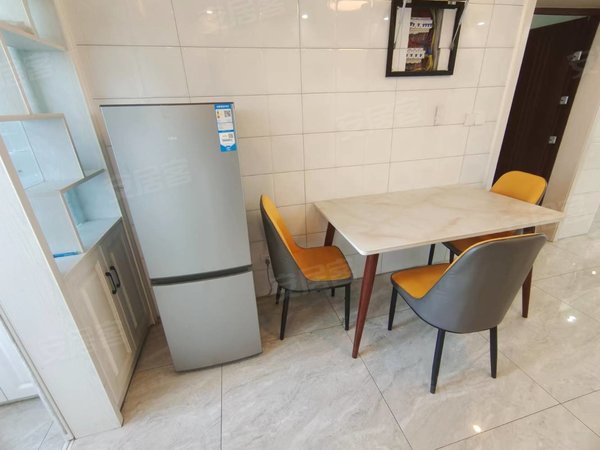 宿迁沭阳城东爱琴海汇峰紫苑(别墅)汇峰紫苑电梯房17楼两室100平精