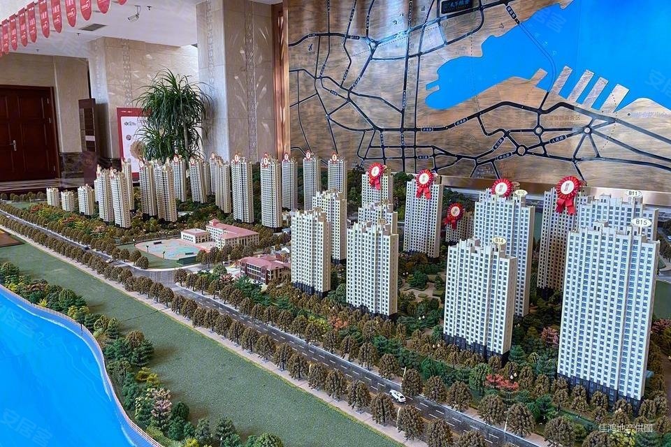 大连港天下粮仓3室2厅2卫122.33㎡南北258万