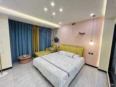 出租铂悦山二期精装公寓，地暖带独立空调，年租1.2万