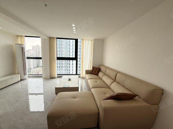 成都成华火车东站华侨城泊里中心华侨城泊里中心 2室1厅2卫出租房源