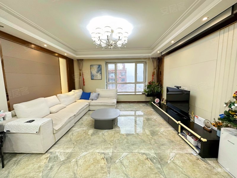 紫薇曲江意境单价21万带车位精装四室两厅业主急售