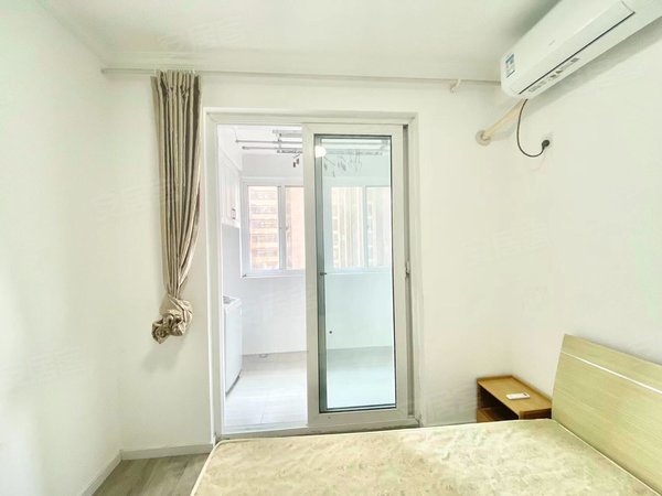 南京栖霞摄山星城西岗家园南区精装2室电梯房 4号线50米 万达茂 南大