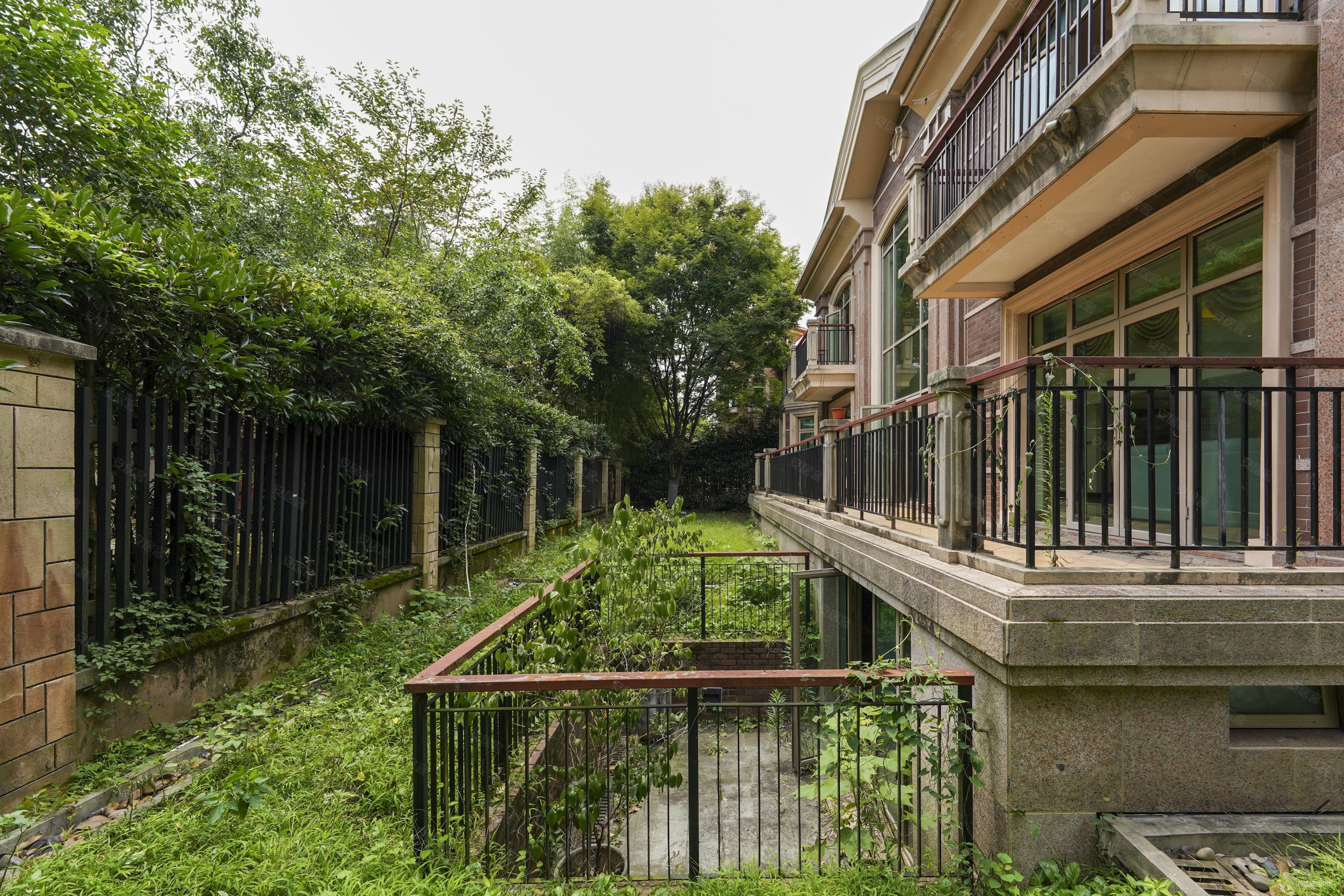 浦东顶豪别墅!御翠园独栋!