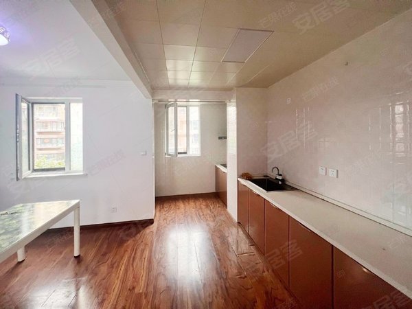 两空调 奥体万达旁营盘街地铁口 精装两室洋房 清河湾,浑南租房-沈阳