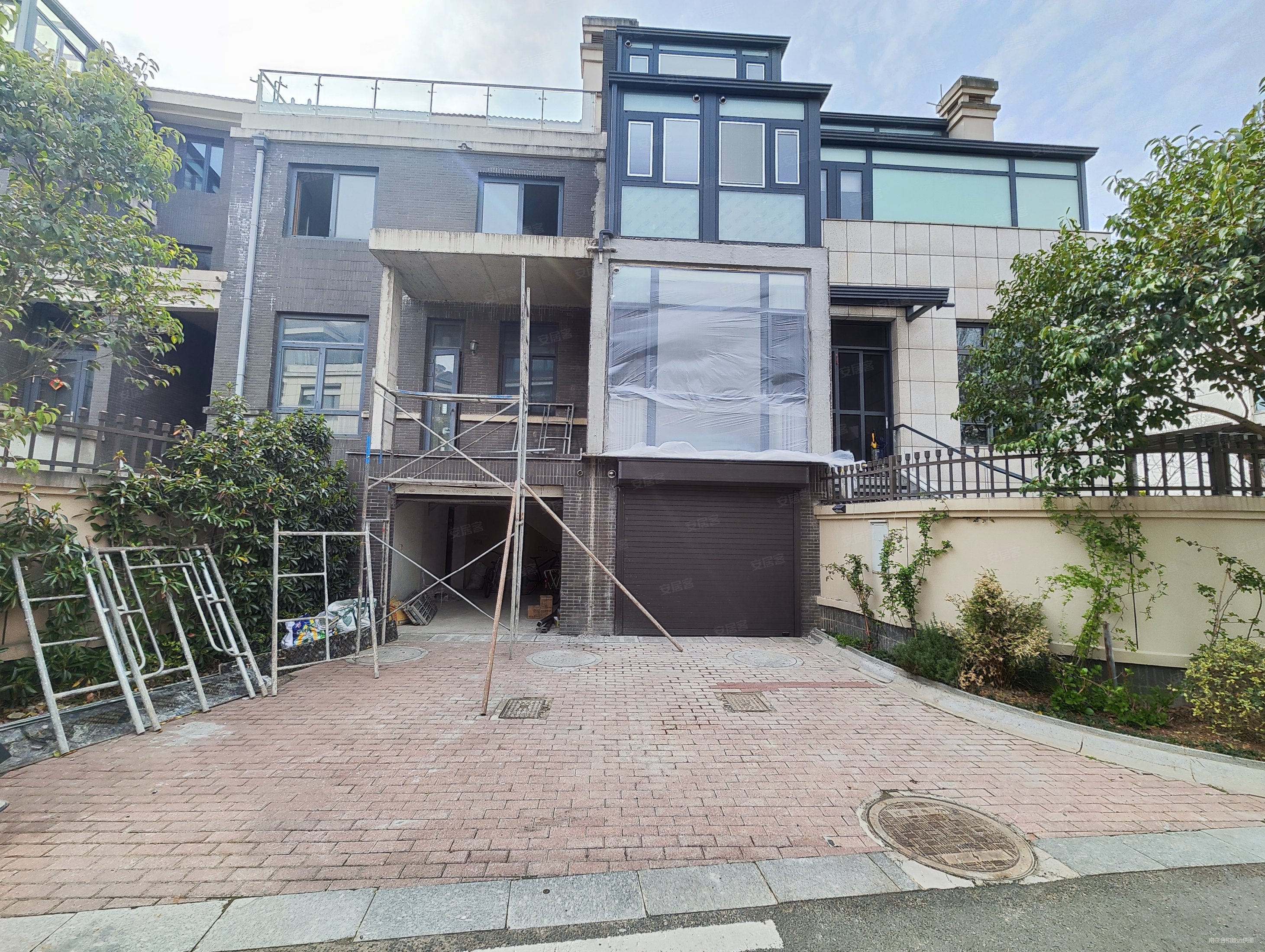 南大和园(别墅)5室3厅4卫360㎡南1600万