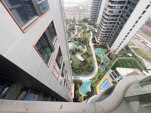 重庆江北寸滩中国铁建西派城2期西派城二期,品质小区,小区环境优美