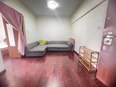 急租 昆明站隔壁 上海沙龙 精装修1室 带家具看房方便