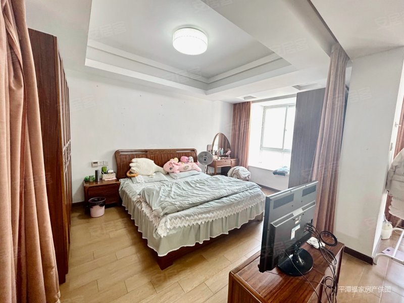 冠城丽都单身公寓1室1厅中央空调可拎包入住