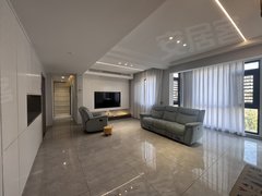 吉首吉首吉首城区大学南门电梯3房，押一付三，民水民电，拎包入住，随时看房出租房源真实图片