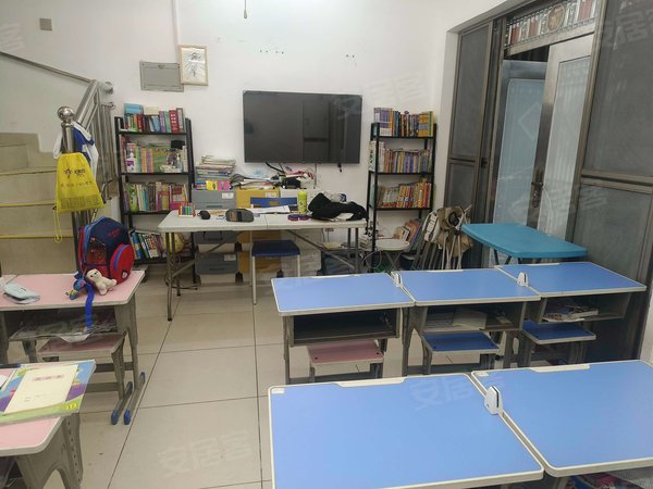 深圳布吉丽湖丽湖花园丽湖花园 3室2厅2卫  精装修87平米出租房源真实