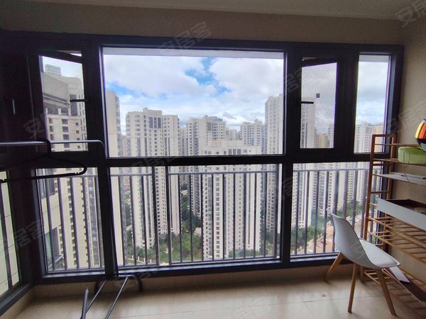 【多图】金地星月h区,前卫营租房,万达广场次新小区精装修,三室两厅两