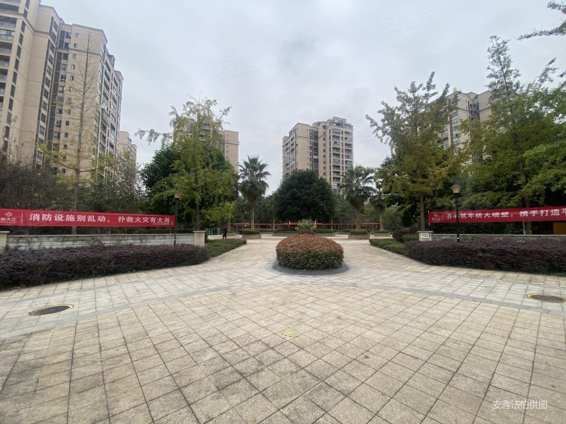 65w   南岸 普瑞花园 法拍6.24