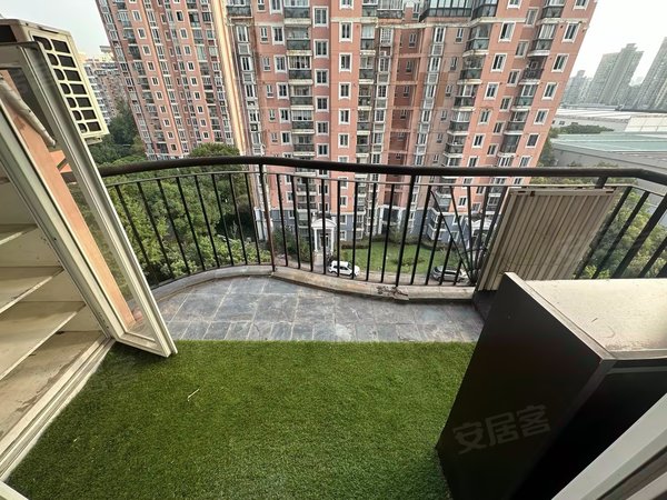 上海杨浦黄兴文化佳园(公寓住宅)爱情公寓小区 家电家具齐全 南北通
