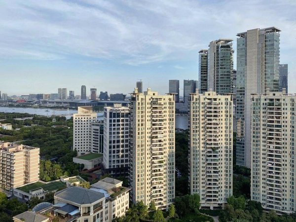 珠江新城东租房,南国花园顶层复式 带天台复式6房 温馨家庭优选,天河