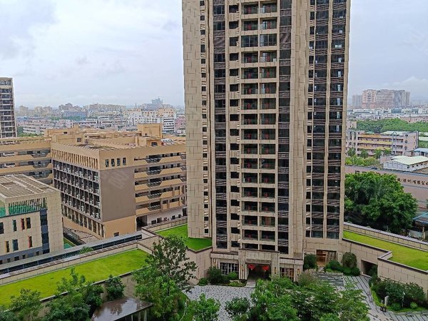 深圳宝安马安山珑湾世界花园(商住楼)沙井中熙珑湾出租,天虹隔壁的