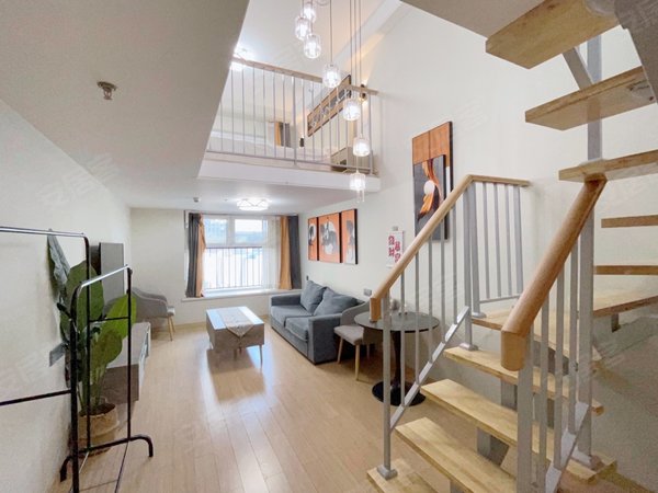 济南高新奥体中心龙湖奥东11号精装复式公寓 实拍图片 随时可看 长租