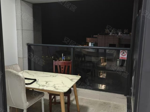 北海海城中街北部湾一号金滩旁边,海景房,北部湾一号三房两卫1500元出租房源真实图片