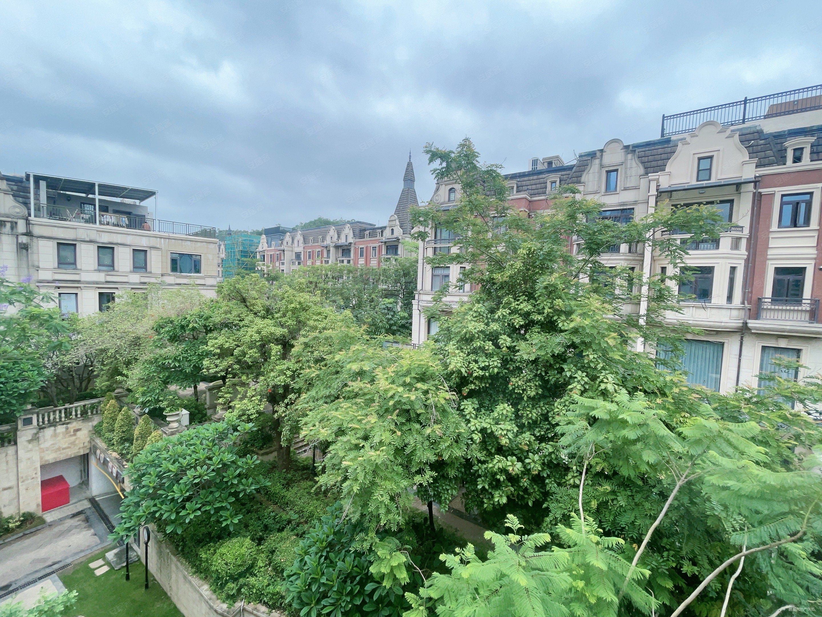 深圳房产网>深圳二手房>宝安二手房>新安二手房>中海九号公馆(别墅)