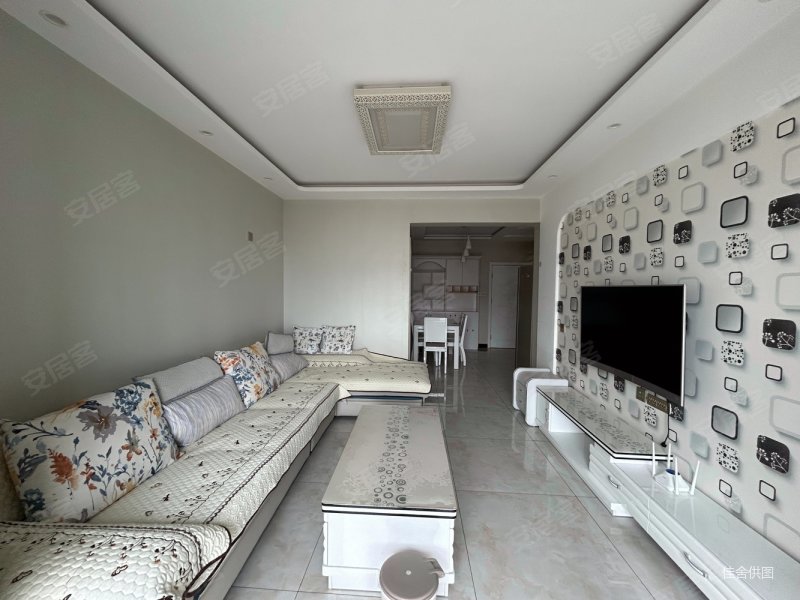 师大对面 瑞南紫郡精装两室 前排中间楼层采光好