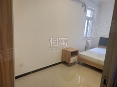 北京石景山苹果园6号线杨庄站 苹果园三区 精装全齐南向次卧 免费无线 保洁出租房源真实图片
