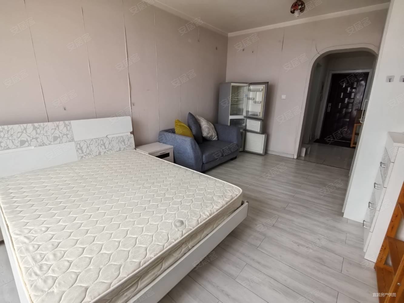 宗骏嘉年华1室1厅1卫38㎡西7.8万