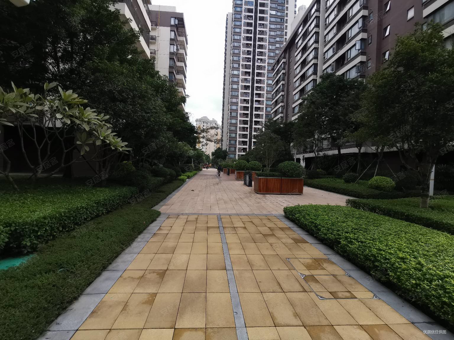 南宁房产网>南宁二手房>江南二手房>沙井大道二手房>万科悦江南>