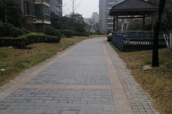 不足,天山绿洲二期怎么样,天山绿洲二期周边房产中介经纪人评价-徐州