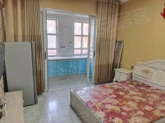 喀什喀什市喀什城区中亚商贸城 一室一厅一卫 可月付 可短租 拎包入住出租房源真实图片