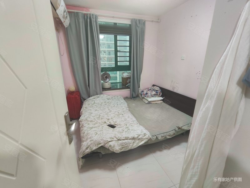 福田皇岗大花园社区皇御苑一期方正两房业主诚心出售