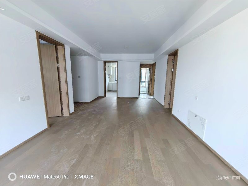 九龙仓天灏(二期)3室2厅2卫125㎡南北230万