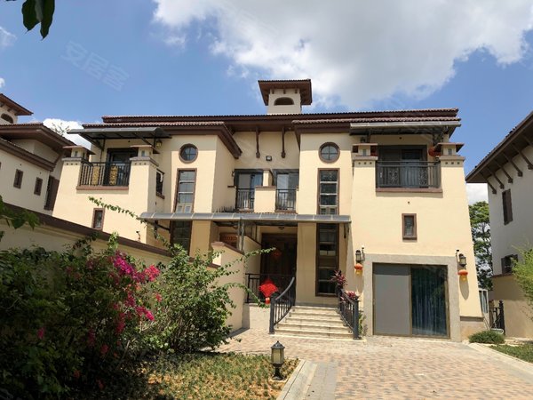 深圳深圳周边东莞观澜湖长堤(别墅)长堤别墅,豪装6房3厅5卫,花园450平