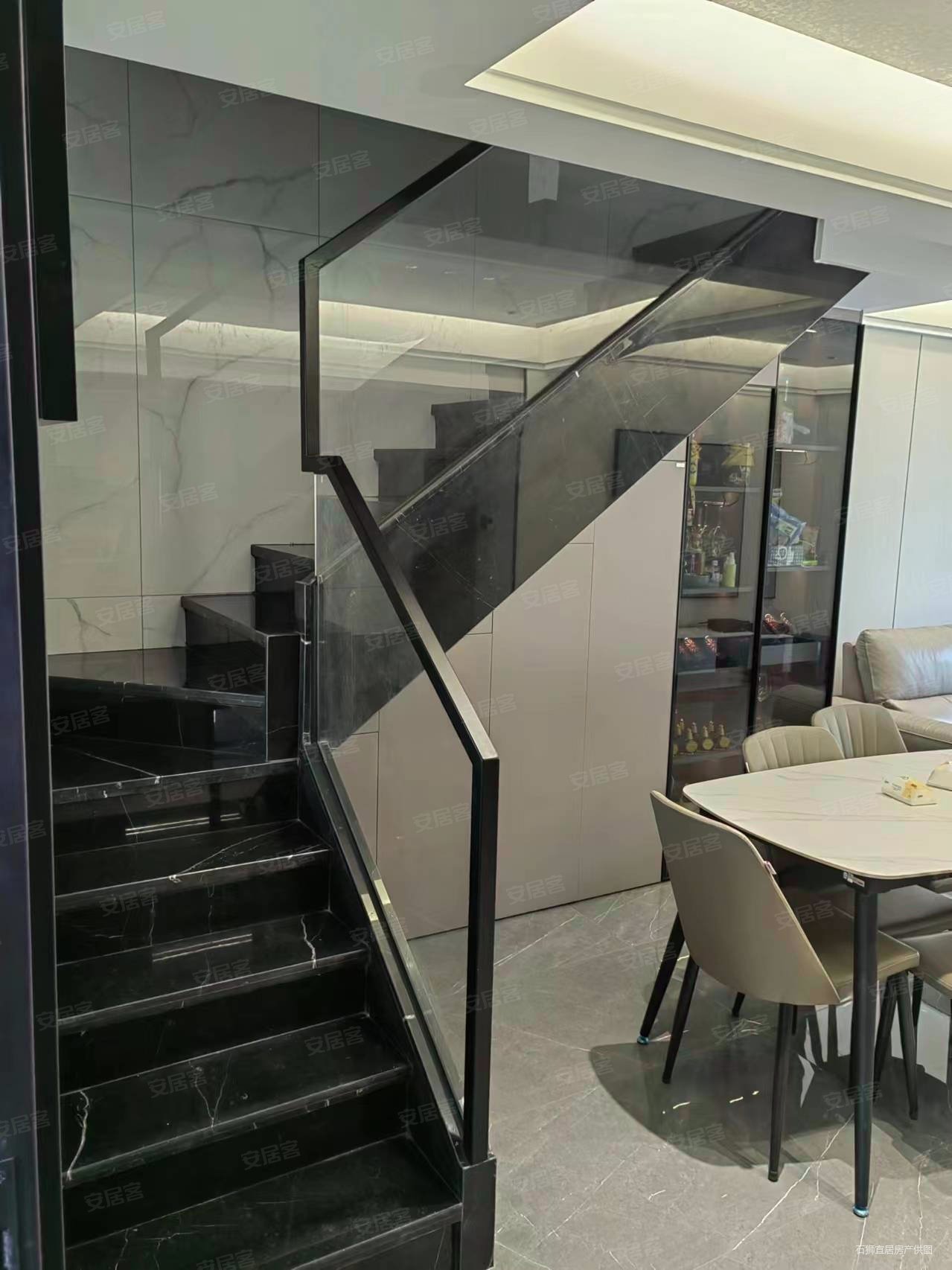 看姑嫂塔复式4房 11米超长大阳台 精装拎包入住,石狮国宾壹号院二手房