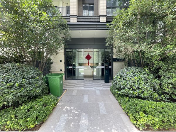 郑州惠济大河路碧源月湖桂园碧源月湖桂园 3室2厅1卫 99平 精装修