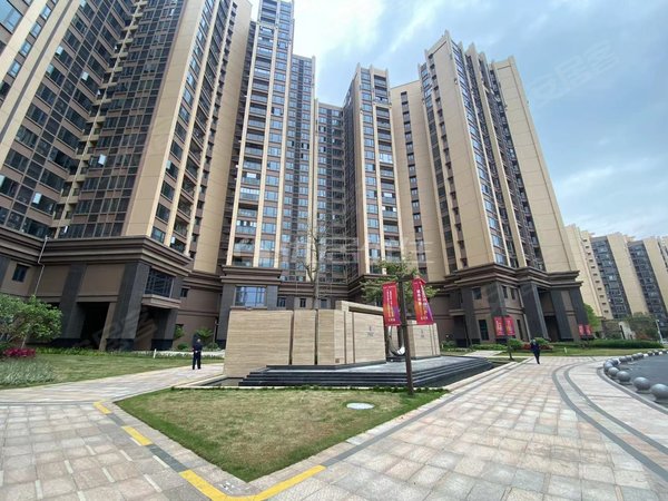 广州番禺万博广地花园双地铁18号线万愽站800米 全新四房二厅 拎包