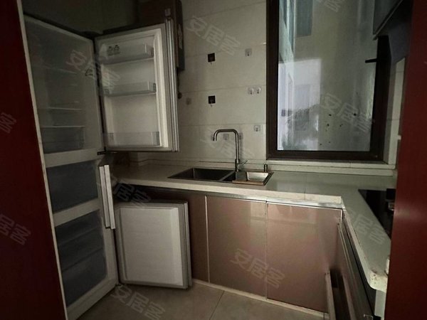 海宁长安镇农发区侨福逸品福邸自住装修的，需要联系出租房源真实图片